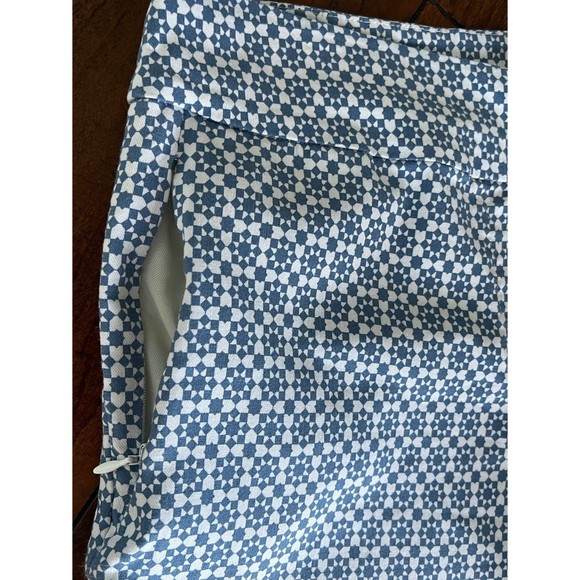 Margaret M Slimming Pant‎ Crop Ankle Size L Blue White Stretch Diamond - Picture 6 of 12